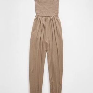 Dresses /

 

Jumpsuits & Rompers /

AE Sunchaser Knit Smocked Tube Jumpsuit